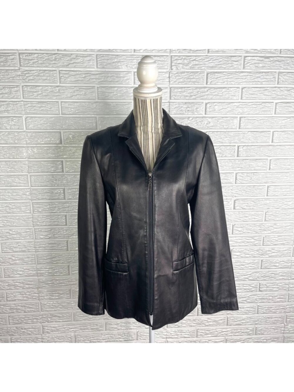 Jones New York Black Buttery Soft Leather Zip Up Jacket Size Medium